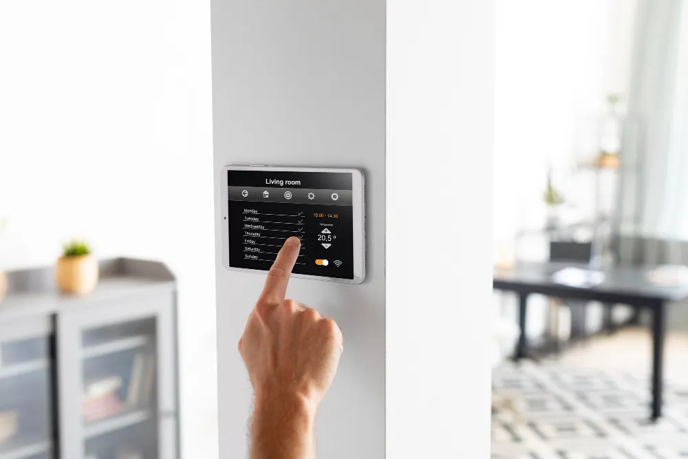 Wie wähle ich die Optionen und Funktionen meines vernetzten Thermostats aus (Programmierung, Fernsteuerung, Warnungen usw.)?