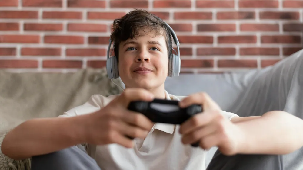 Wie schließe ich die PlayStation 5 an ein Fernsehgerät oder einen Computerbildschirm an?
