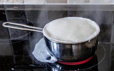 Comment prot&eacute;ger ma plaque de cuisson contre les rayures et les chocs?