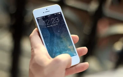 Comment prot&eacute;ger mon smartphone contre les rayures et les chocs?